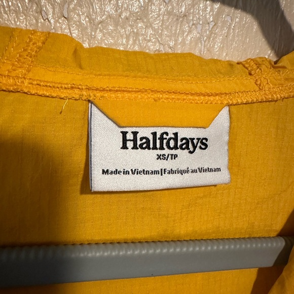 Halfdays Joyner Windbreaker Size XSmall Pullover Snap Pockets Hood Color Zinnia‎ - Picture 6 of 9